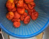 A picture of step 2 of Homemade tomato paste 🍅.