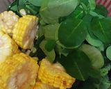 Foto langkah ke 1 dari resep Sayur Manis (Sayur Bening Daun Kelor).