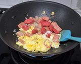 Foto langkah ke 3 dari resep Mie Goreng Sosis Gila.