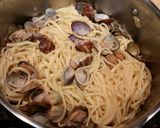 Foto del paso 7 de la receta: Tallarines con almejas