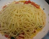 Foto do passo 7 de Macarrão com tomates cereja e muçarela