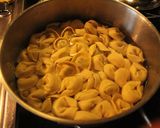 Foto del paso 9 de la receta: Tortelinis salsablanqueados