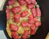 Foto del paso 2 de la receta: Guiso de salchichas con berenjenas y tomate