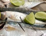 Foto langkah ke 1 dari resep Ikan kembung bumbu balado pete.