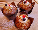 Foto del paso 19 de la receta: Muffins de frutos del bosque rellenos de cremoso de nata (sin gluten)