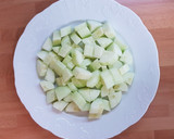 Foto del paso 1 de la receta: Ensalada de pepino y queso fresco