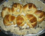 Foto del paso 12 de la receta: Facturas fácil y rápidas 🥐 (sin manteca y sin hojaldre)