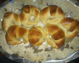 Foto del paso 12 de la receta: Facturas fácil y rápidas 🥐 (sin manteca y sin hojaldre)