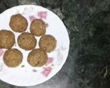 रोटी के लड्डू (roti ke ladoo recipe in hindi) रेसिपी चरण 3 फोटो