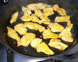 A picture of step 3 of Chicken shawarma.