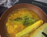 Foto langkah ke 2 dari resep Gulai salmon (start 7+) sesuaikan tekstur.
