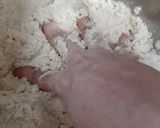 A picture of step 4 of Sel roti.
