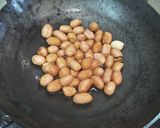 A picture of step 5 of Kaande Matar Pohe (Savory Flattened Rice With Green Peas).