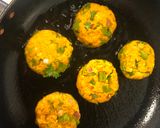 A picture of step 3 of Leftover Brown Rice Cutlet.
