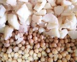 A picture of step 2 of Chana chat.