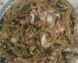 Foto langkah ke 6 dari resep Mie goreng telor.