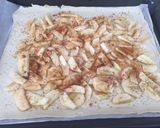 A picture of step 3 of Apple Puff Pastry Empanada 🍎.