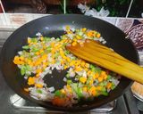 A picture of step 2 of Maggi Saksukha.