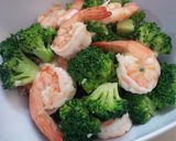 Foto langkah ke 4 dari resep Brokoli cah Udang Bawang Putih mudah cepat.
