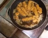 Foto langkah ke 4 dari resep Stik Telur Krispi.