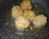 Foto langkah ke 7 dari resep Bola-Bola Makaroni.