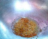 A picture of step 2 of Aloo beans.