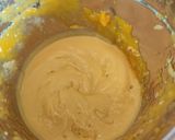 A picture of step 2 of Mango mousse.