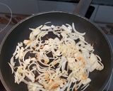 Foto del paso 3 de la receta Noodles de arroz con pollo y pimientos