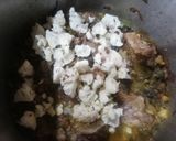 A picture of step 7 of Palak gosht.