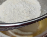 Foto del paso 5 de la receta: Bizcocho esponjoso de naranja con chocolate