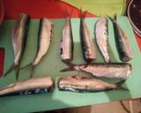 صورة لخطوة 1 من وصفة سردين مقلي بتتبيلة خفيفة