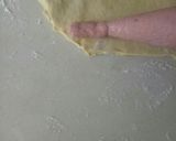 A picture of step 7 of Sausage roll.