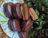 Foto del paso 2 de la receta: Alfajores de chocolate🍫 relleno de dulce de leche 🍯