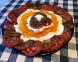 Une image de l'étape 5 de Salade de tomates tricolores à la mozzarella di buffala et ail triquetre séché.