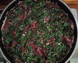 Foto del paso 3 de la receta: Tortilla con hojas de remolacha