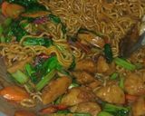 Foto langkah ke 8 dari resep Bakmi sayur pedas.