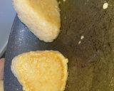 A picture of step 4 of 🍙Fried Golden Onigiri🍙.