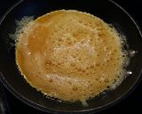 Foto del paso 2 de la receta Tortilla francesa rellena de espárragos