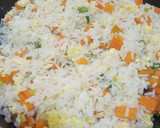 Foto del paso 3 de la receta: Chow fan: arroz frito estilo chino