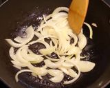 A picture of step 8 of Japanese Pork Yakisoba (豚肉焼きそばの作り方).
