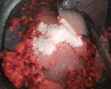 Foto langkah ke 2 dari resep Korean Strawberry Milk.