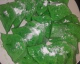 Foto langkah ke 9 dari resep Bolu Pandan Kukus.
