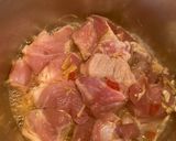Hình bước làm 1 của món Thịt heo kho chả lụa