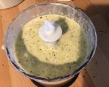 Une image de l'étape 7 de Sauce au yaourt, épices, fines herbes et oignon.