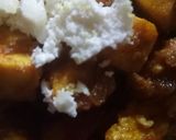 A picture of step 1 of Paneer bhuji.