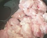 A picture of step 2 of Kadhai Chicken.