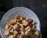 Foto langkah ke 3 dari resep Tumis Tahu Tempe simple.