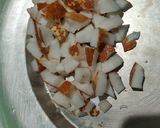 A picture of step 1 of Soya chunk gravy.