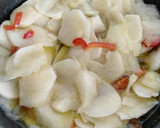 Foto del paso 3 de la receta: Tortilla de patata y pimiento rojo