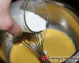 A picture of step 2 of Creamy avgolemono sauce.